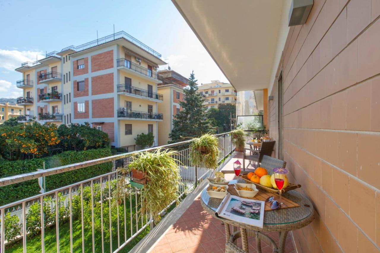 Estate4Home - Casa Rosangela Sorrento Eksteriør billede